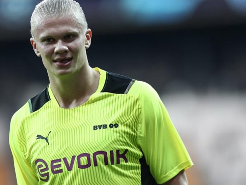 乒乓球混合团体世界杯：中国队六连胜领跑积分榜（乒乓球混合团体世界杯：中国队豪取六连胜登顶积分榜）