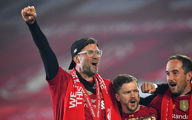 浙江队表现稳定（浙江队发挥稳健）