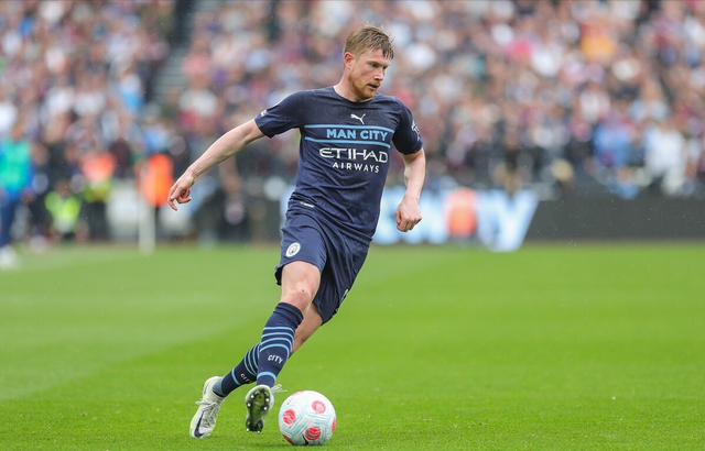 德尚：上半场我们有些畏首畏尾，虽然控制了比赛却缺乏跑动（德尚：上半场踢得有些谨慎，虽然掌控比赛却跑动不足）