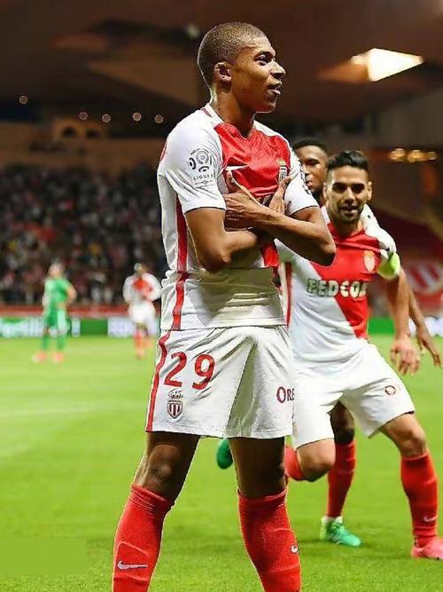 广东102-69合肥迎4利好！王少杰+杨溢证明价值，王少杰蜕变！（广东102-69大胜合肥收四大利好：王少杰、杨溢价值尽显，王少杰完成蜕变）