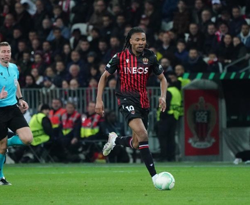 辽宁男篮宏远再度上演巅峰对决（辽宁男篮与宏远再度上演巅峰之战）