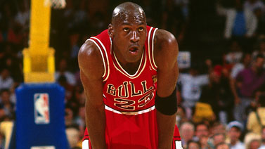 喜欢像孙子说的那样“以待敌之可胜”？阿莱格里：实在听不懂（被问是否推崇孙子兵法“以待敌之可胜”，阿莱格里：没听懂）