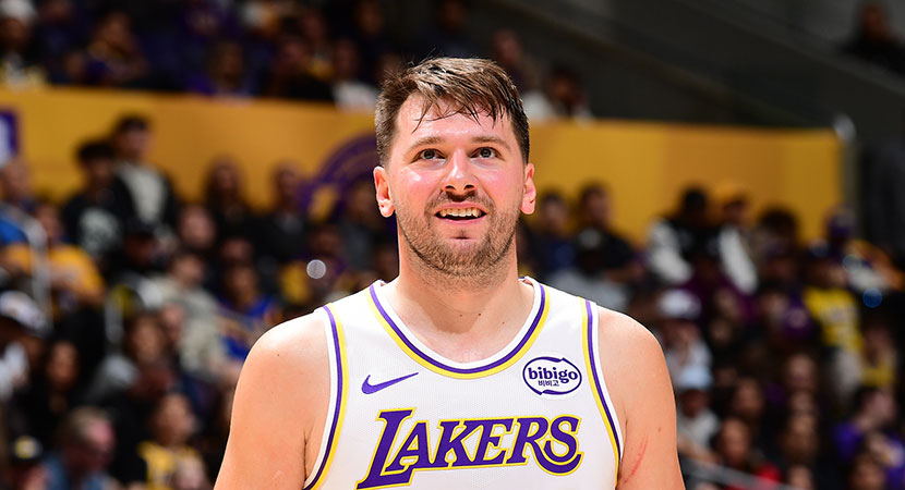 热火遭遇赛季最长的4连败，排名跌至东部第8（热火陷入赛季最长四连败，排名下滑至东部第八）