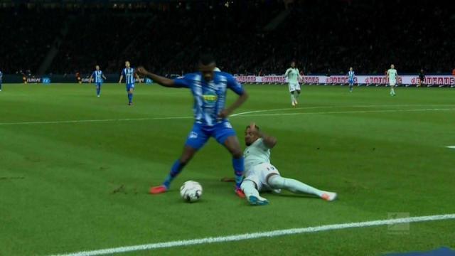 持续压制，欧冠开赛至今英超队对西甲队6胜1负占据优势（英超压过西甲：欧冠开赛以来交锋6胜1负）