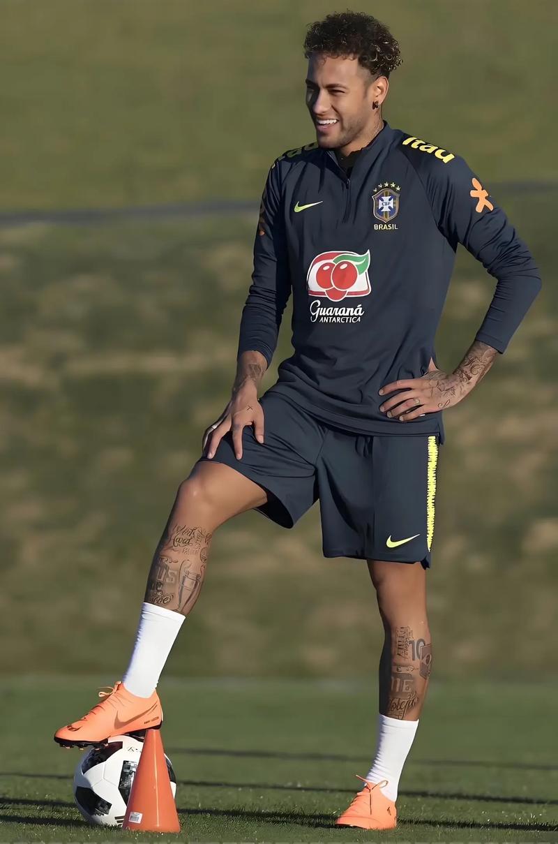 热度拉满！记者：斯洛文尼亚球迷现场观战为东契奇助威（看台沸腾！记者称斯洛文尼亚球迷到场为东契奇呐喊助威）