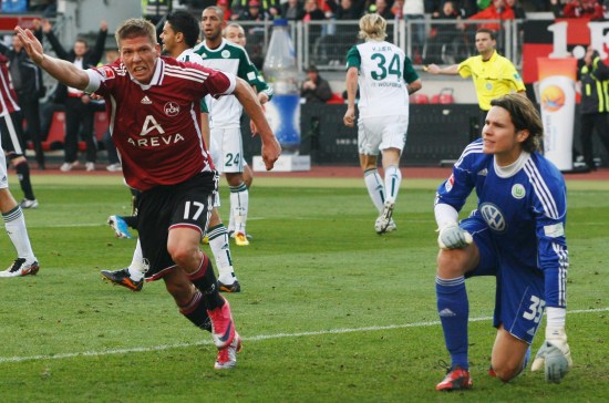 巴蒂：劳塔罗和小蜘蛛可以一起上，但其中一人必须做出牺牲（巴蒂：劳塔罗与小蜘蛛可同场，但必须有人作出牺牲）