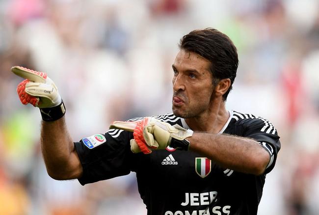 队报列明夏合同到期球员最佳阵：拜仁3人、利物浦2人在列（《队报》评今夏合同到期球员最佳阵：拜仁3将、利物浦2人入围）